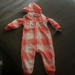 onesie for 9 months comfortable and soft, and it’s also brand new.